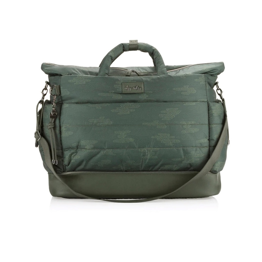 Itsy Ritzy Dream Weekender Hospital & Travel Bag in Cloud Camo